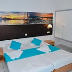 Hotel Blue Nest 3*
