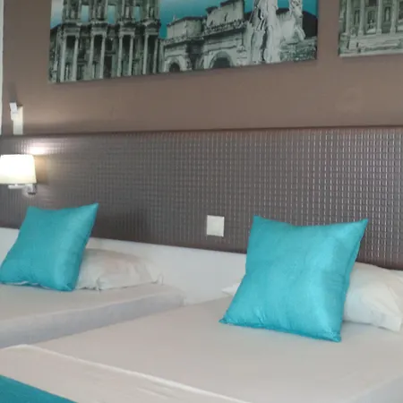 Blue Nest Hotel 3*