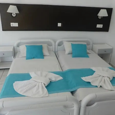 Blue Nest Hotel 3*