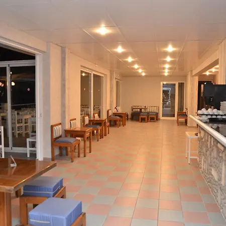 Отель Blue Nest Тигаки