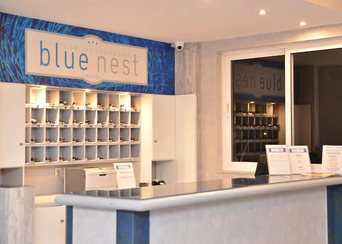 Blue Nest Hotel 3*